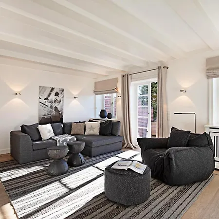 بيت للعطل House