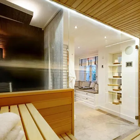 بيت للعطل House ليست