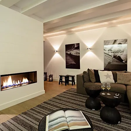 بيت للعطل House *